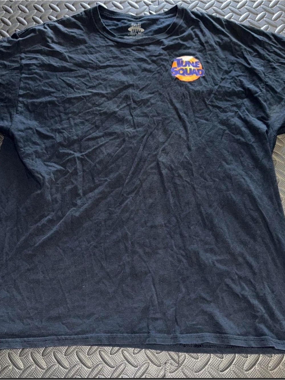 Space Jam new legacy Tune Squad Bugs Taz Daffy Looney Tunes Mens T-Shirt sz L